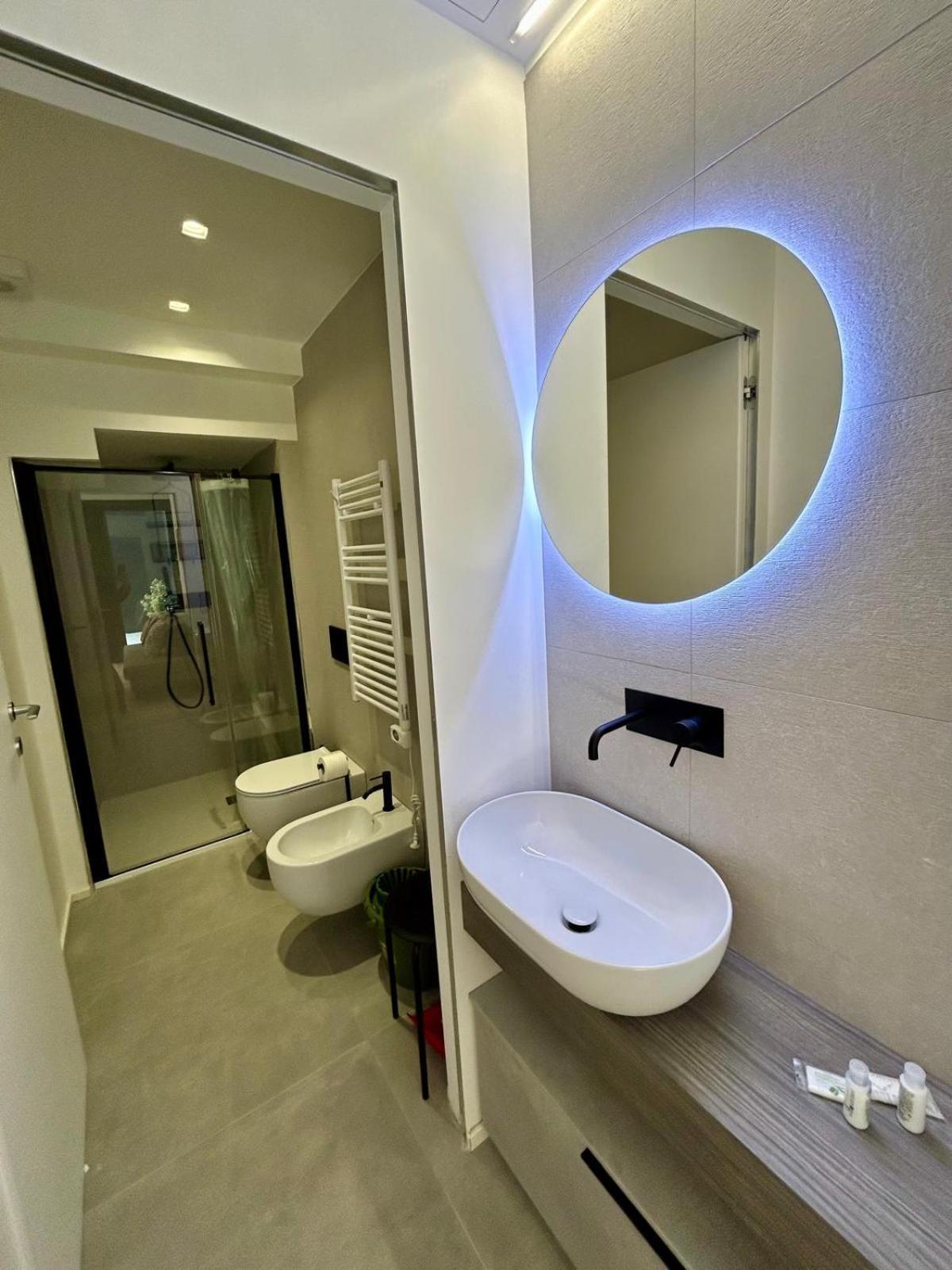 Kibilu Luxury Apt With Terrace, Isola District And Near Garibaldi Station Mailand Exterior foto